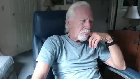 Snapshot of ranger1001 chatting on June 25, 2026, 8:24 pm ranger1001 online show from June 25, 2026, 8:24 pm
