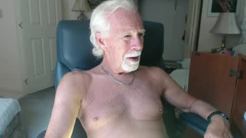 Snapshot of ranger1001 chatting on June 28, 2026, 7:42 pm ranger1001 online show from June 28, 2026, 7:42 pm
