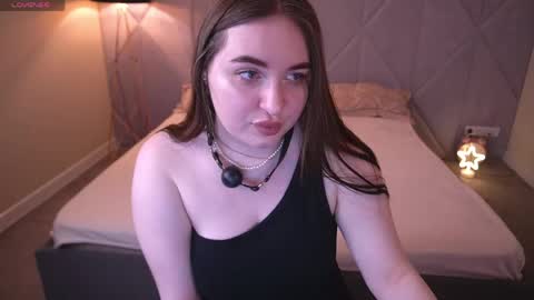 Snapshot of rapunzelangel chatting on May 17, 2026, 6:22 am rapunzelangel online show from May 17, 2026, 6:22 am