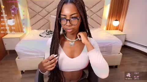 Raquel online show from February 18, 2026, 12:45 pm