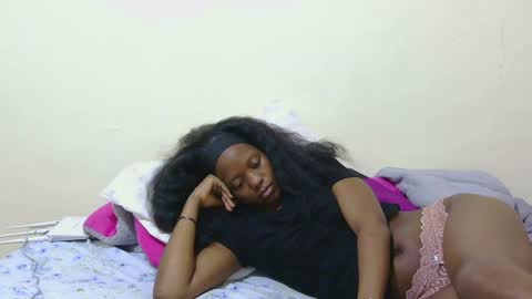 Rare Pearl01 online show from June 23, 2026, 5:05 am