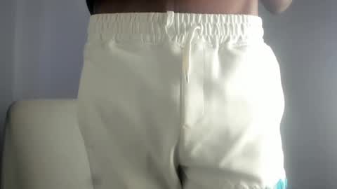 Snapshot of rarespecies21 chatting on January 29, 2025, 10:05 am rarespecies21 online show from January 29, 2025, 10:05 am