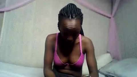 Snapshot of rasta_berry chatting on June 3, 2026, 5:07 pm rasta online show from June 3, 2026, 5:07 pm