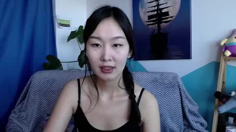 ratna_mm online show from February 24, 2025, 8:27 am