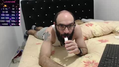 Snapshot of raul27big chatting on December 29, 2024, 7:11 pm RaulWildBoy27 online show from December 29, 2024, 7:11 pm