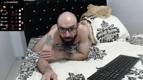 Snapshot of raul27big chatting on March 12, 2025, 6:22 pm RaulWildBoy27 online show from March 12, 2025, 6:22 pm