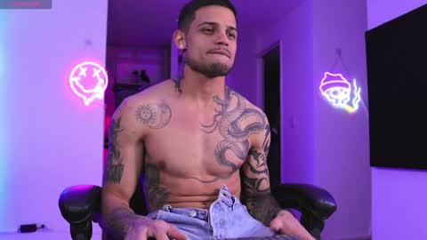 Snapshot of rausch77 chatting on January 2, 2025, 9:11 am rausch77 online show from January 2, 2025, 9:11 am