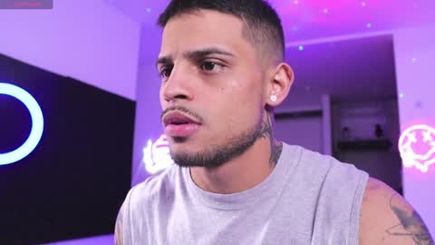 Snapshot of rausch77 chatting on January 21, 2025, 5:27 am rausch77 online show from January 21, 2025, 5:27 am