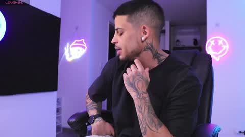 Snapshot of rausch77 chatting on January 23, 2025, 7:00 am rausch77 online show from January 23, 2025, 7:00 am