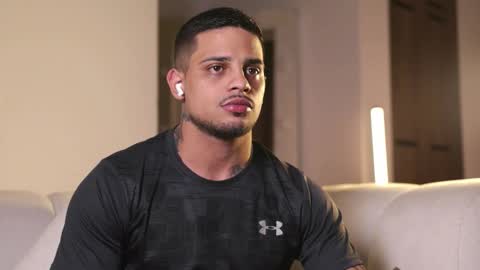 Snapshot of rausch77 chatting on December 16, 2025, 4:50 am rausch77 online show from December 16, 2025, 4:50 am