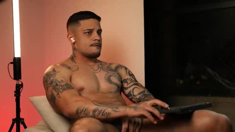 Snapshot of rausch77 chatting on March 7, 2026, 8:33 am rausch77 online show from March 7, 2026, 8:33 am