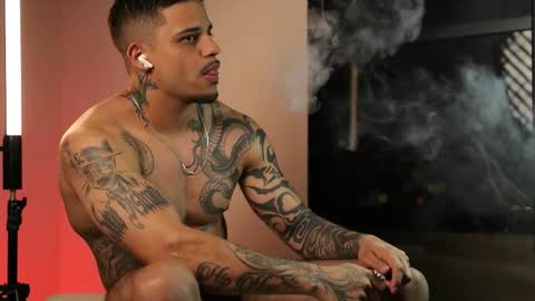 Snapshot of rausch77 chatting on March 9, 2026, 9:35 am rausch77 online show from March 9, 2026, 9:35 am