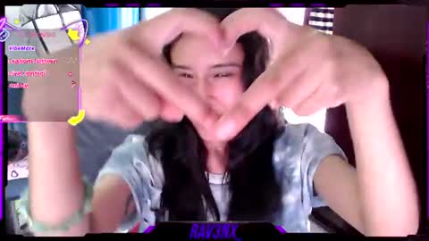 Snapshot of rav3nx_ chatting on July 1, 2026, 8:08 pm online show from July 1, 2026, 8:08 pm