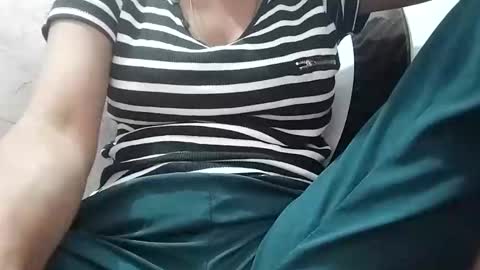 Snapshot of rava_sexy chatting on October 8, 2025, 11:41 am rava_sexy online show from October 8, 2025, 11:41 am