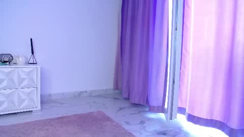 Snapshot of raven_foxxy chatting on July 21, 2026, 6:38 am Raven Foxxy online show from July 21, 2026, 6:38 am