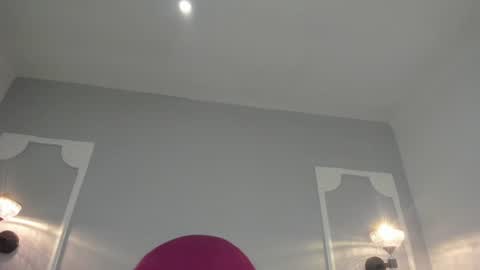 Snapshot of raven_loove chatting on August 3, 2026, 6:00 pm raven_loove online show from August 3, 2026, 6:00 pm