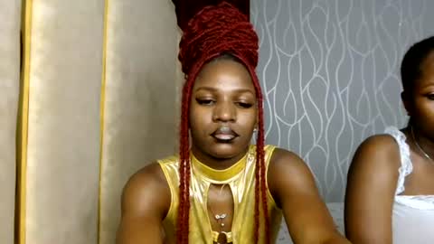 Snapshot of raven_luxe chatting on June 12, 2026, 7:35 pm Raven online show from June 12, 2026, 7:35 pm