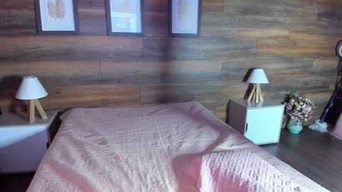 Snapshot of raven_sweet chatting on November 25, 2025, 10:43 pm Victoria online show from November 25, 2025, 10:43 pm