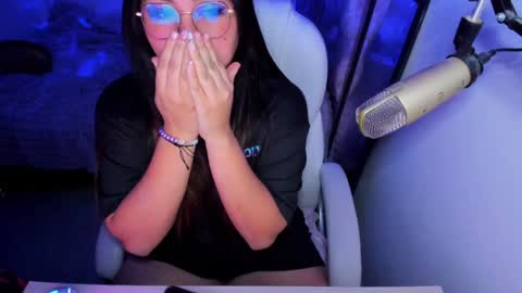 Snapshot of raven_toky0 chatting on January 25, 2025, 7:49 am Raven online show from January 25, 2025, 7:49 am