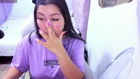 Snapshot of raven_toky0 chatting on October 23, 2025, 9:30 am Raven online show from October 23, 2025, 9:30 am