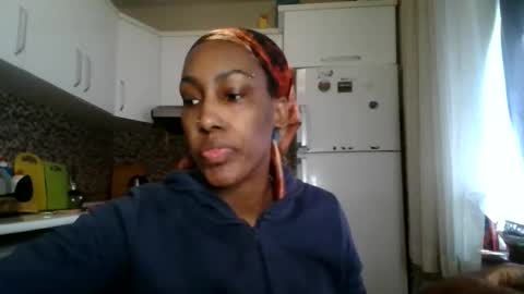 ravenbby online show from April 25, 2026, 10:51 am