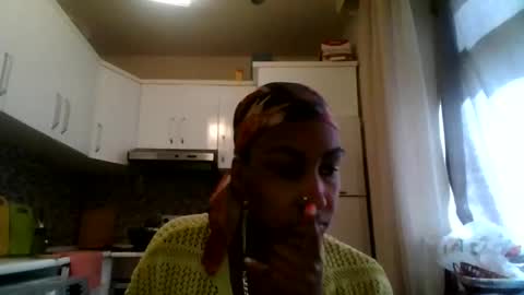 ravenbby online show from April 26, 2026, 10:35 am