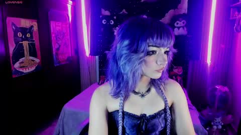 Snapshot of ravencollen chatting on May 12, 2026, 7:55 pm ravencollen online show from May 12, 2026, 7:55 pm