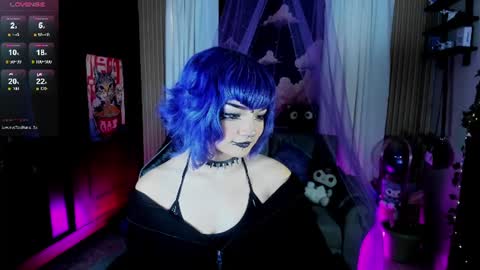 Snapshot of ravencollen chatting on June 13, 2026, 8:29 pm ravencollen online show from June 13, 2026, 8:29 pm