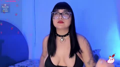Snapshot of ravendark_666 chatting on June 14, 2026, 6:37 am Raven online show from June 14, 2026, 6:37 am