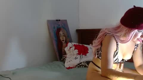 Snapshot of ravenlotus chatting on November 28, 2025, 8:55 pm ravenlotus online show from November 28, 2025, 8:55 pm