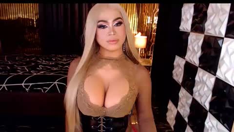 Snapshot of ravenmystiquex chatting on April 10, 2026, 5:28 pm ravenmystiquex online show from April 10, 2026, 5:28 pm