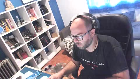 ravingr3d3 online show from September 22, 2025, 8:16 am