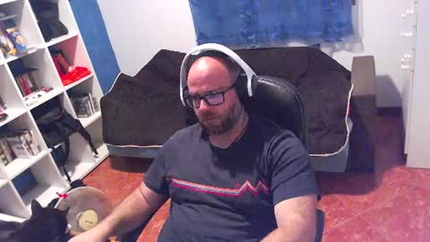 Snapshot of ravingr3d3 chatting on June 9, 2026, 9:59 pm ravingr3d3 online show from June 9, 2026, 9:59 pm