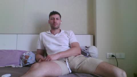 rawdr3 online show from April 28, 2026, 2:27 am