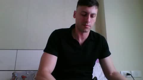 rawdr3 online show from April 30, 2026, 4:52 am