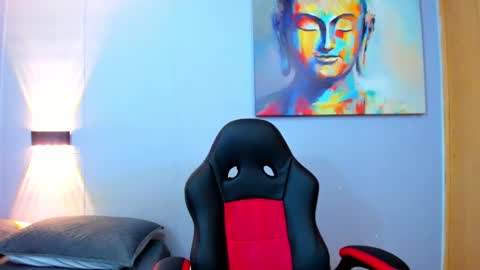 Snapshot of rawmathews chatting on February 3, 2025, 7:51 am rawmathews online show from February 3, 2025, 7:51 am