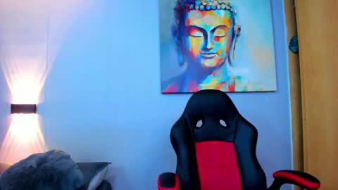 Snapshot of rawmathews chatting on February 15, 2025, 2:15 am rawmathews online show from February 15, 2025, 2:15 am