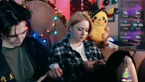 Snapshot of ray__taylor chatting on January 11, 2025, 12:33 am Ray online show from January 11, 2025, 12:33 am