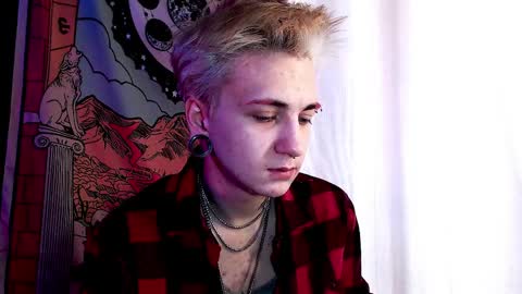 Snapshot of ray__taylor chatting on March 29, 2026, 12:27 pm Ray online show from March 29, 2026, 12:27 pm