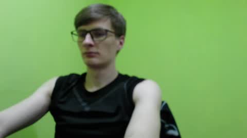 Snapshot of ray_booy chatting on May 7, 2026, 1:05 pm Ray Booy online show from May 7, 2026, 1:05 pm