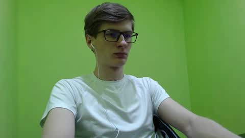 Snapshot of ray_booy chatting on June 14, 2026, 11:01 am Ray Booy online show from June 14, 2026, 11:01 am