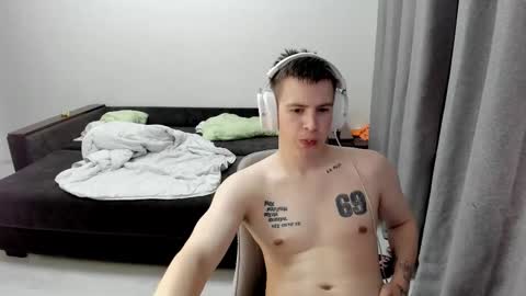 Snapshot of ray_hill chatting on March 24, 2026, 6:46 pm Ray online show from March 24, 2026, 6:46 pm