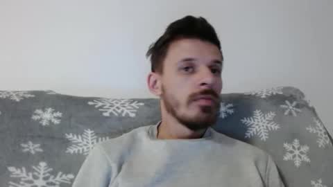 Snapshot of rayann27 chatting on December 17, 2024, 11:49 pm rayan online show from December 17, 2024, 11:49 pm