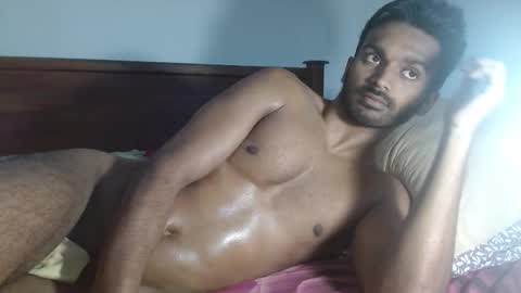 Snapshot of rayannzz chatting on October 10, 2025, 12:42 am eyan online show from October 10, 2025, 12:42 am