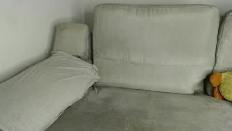 Ray  online show from April 27, 2026, 10:46 am