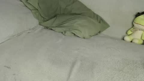 Snapshot of raycatt chatting on June 11, 2026, 6:39 pm Ray online show from June 11, 2026, 6:39 pm