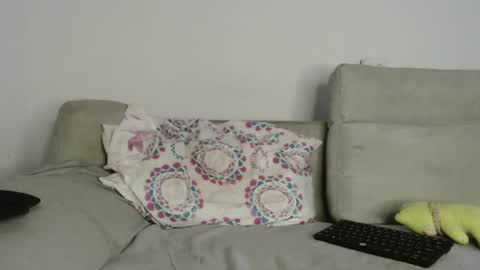 Snapshot of raycatt chatting on July 10, 2026, 4:42 pm Ray online show from July 10, 2026, 4:42 pm