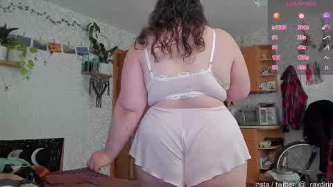 Snapshot of raydirin chatting on October 9, 2025, 1:09 pm Ray online show from October 9, 2025, 1:09 pm