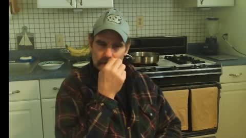 Snapshot of raylene4u2 chatting on March 4, 2025, 1:59 pm Ray online show from March 4, 2025, 1:59 pm