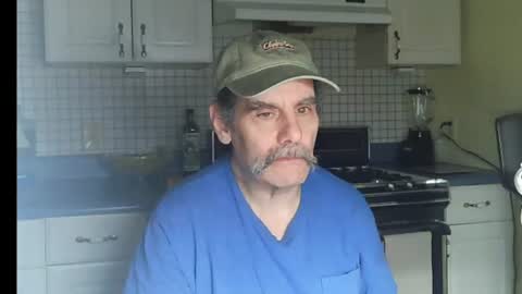 Snapshot of raylene4u2 chatting on June 25, 2026, 7:46 am Ray online show from June 25, 2026, 7:46 am